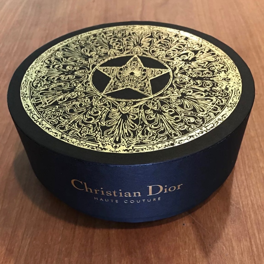 ISO Dior tarot cards....VIP gift